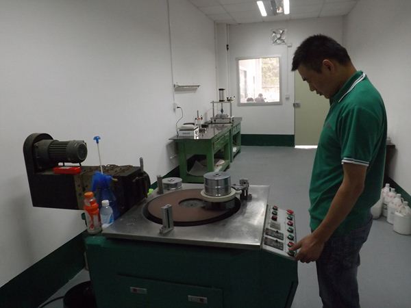 深圳世界杯(中国)官方在线登录省模抛光平面研磨抛光